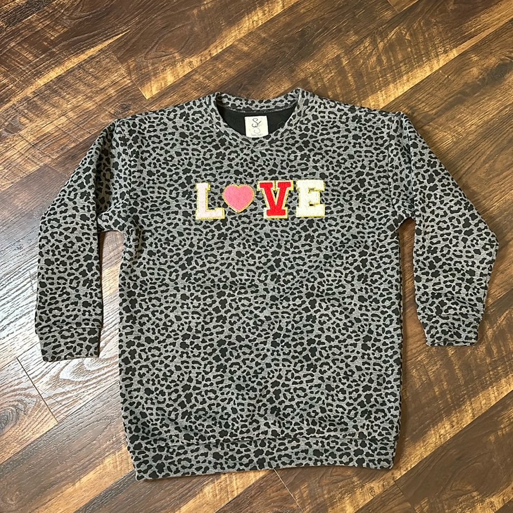 “love” leopard preppy sweatshirt